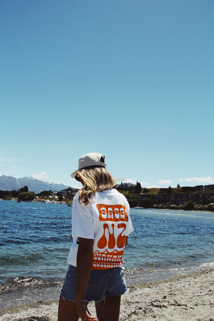 BaseNZ Mens Mountain Base 2 Classic Tee Snow / Orange L