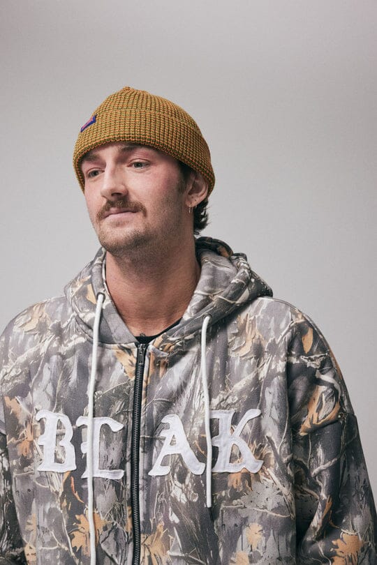 Blak Shrimp Beanie Orange / Green