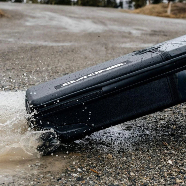 Dakine Low Roller Snowboard Hardside Bag