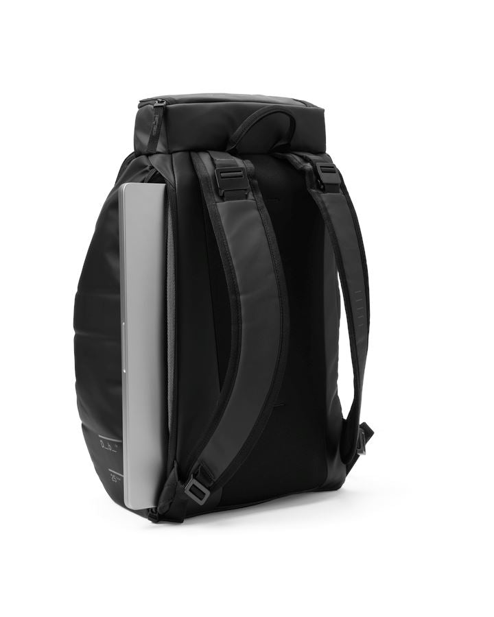 D__b_ Hugger Backpack 20L