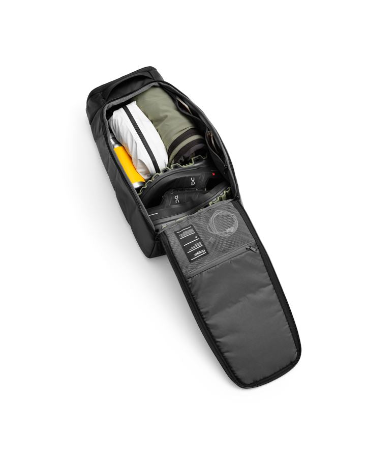 D__b_ Hugger Backpack 25L