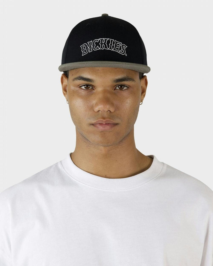 Dickies Old Saloon 6 Panel Snapback Cap Black