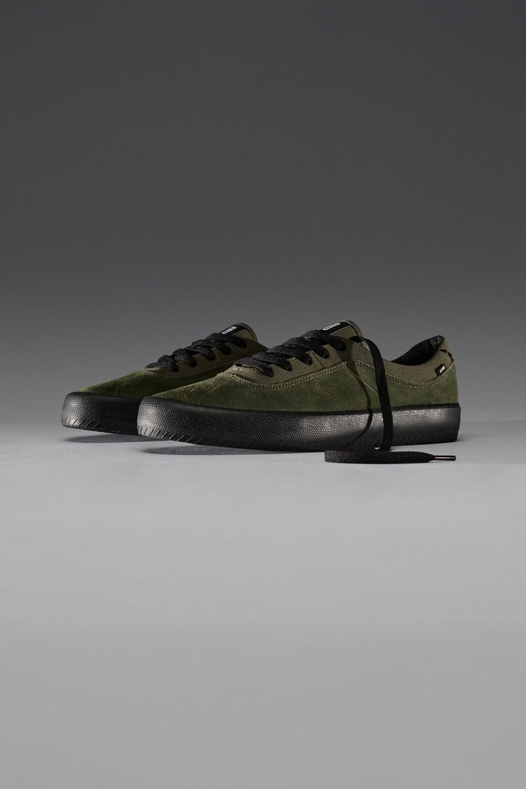 Globe Melbek Shoes - Olive / Black