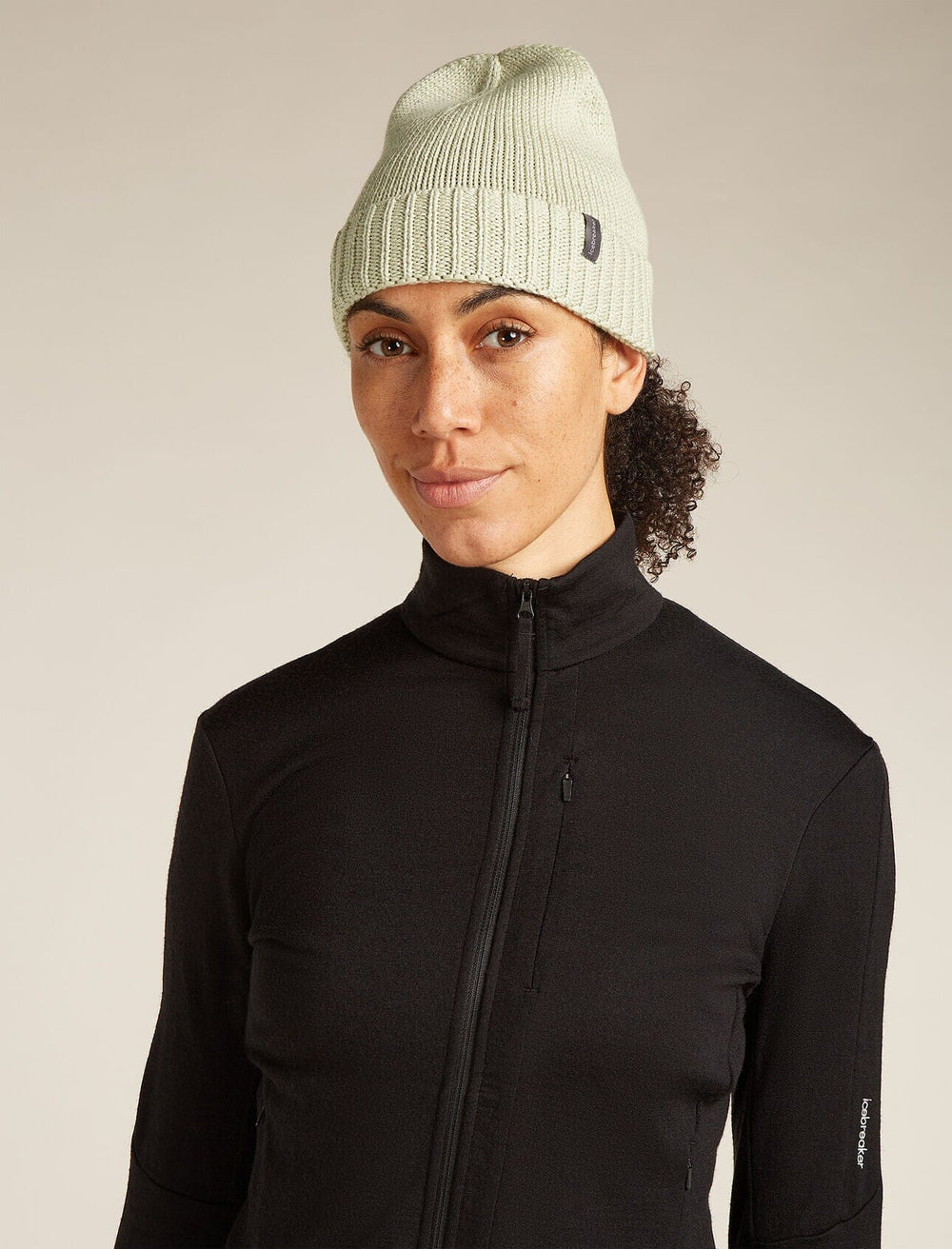 Icebreaker Merino Vela Cuff Beanie Ashen