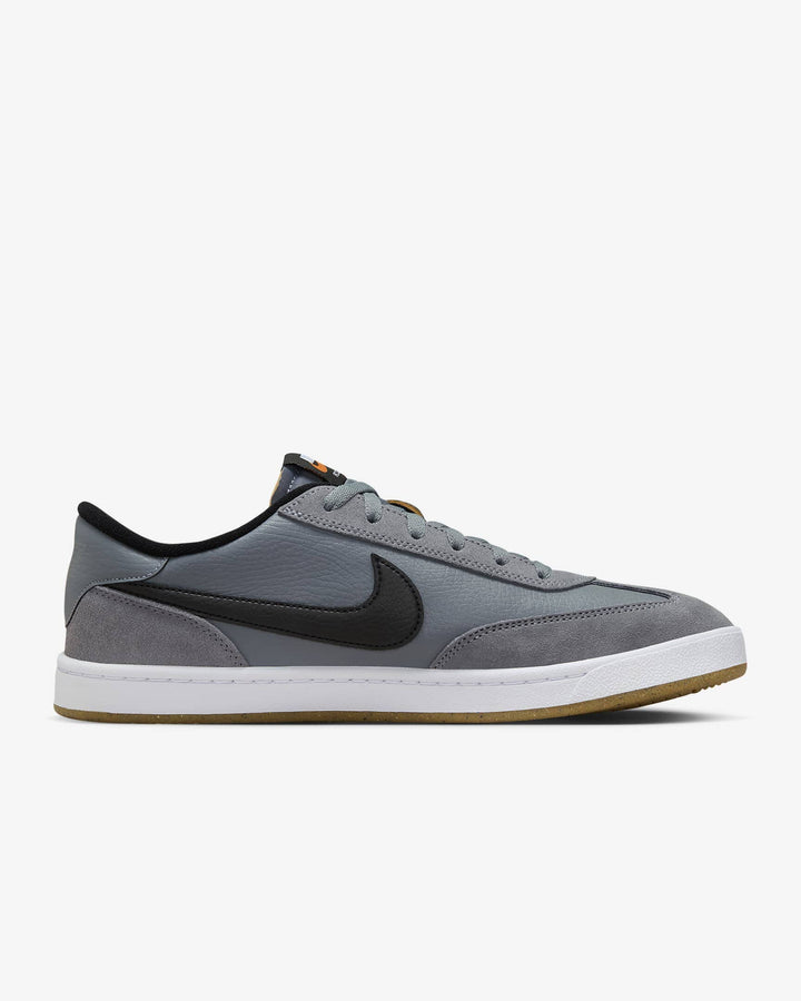 NIke SB FC Classic - Cool Grey Black White