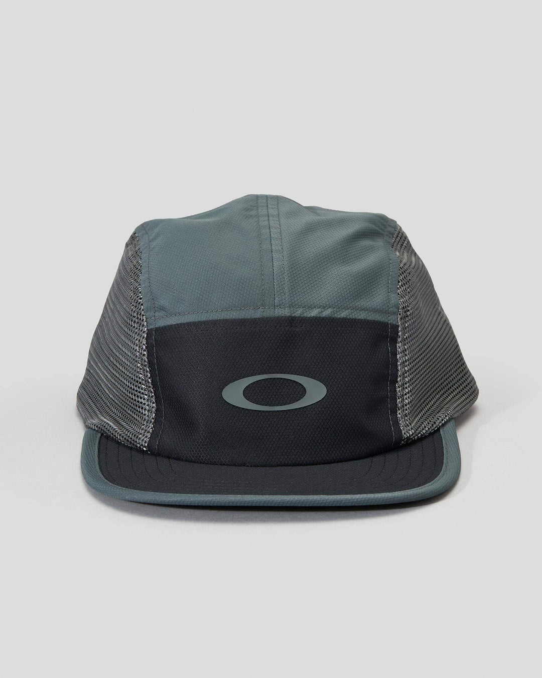 Oakley Latitude Arc Cap Blackout