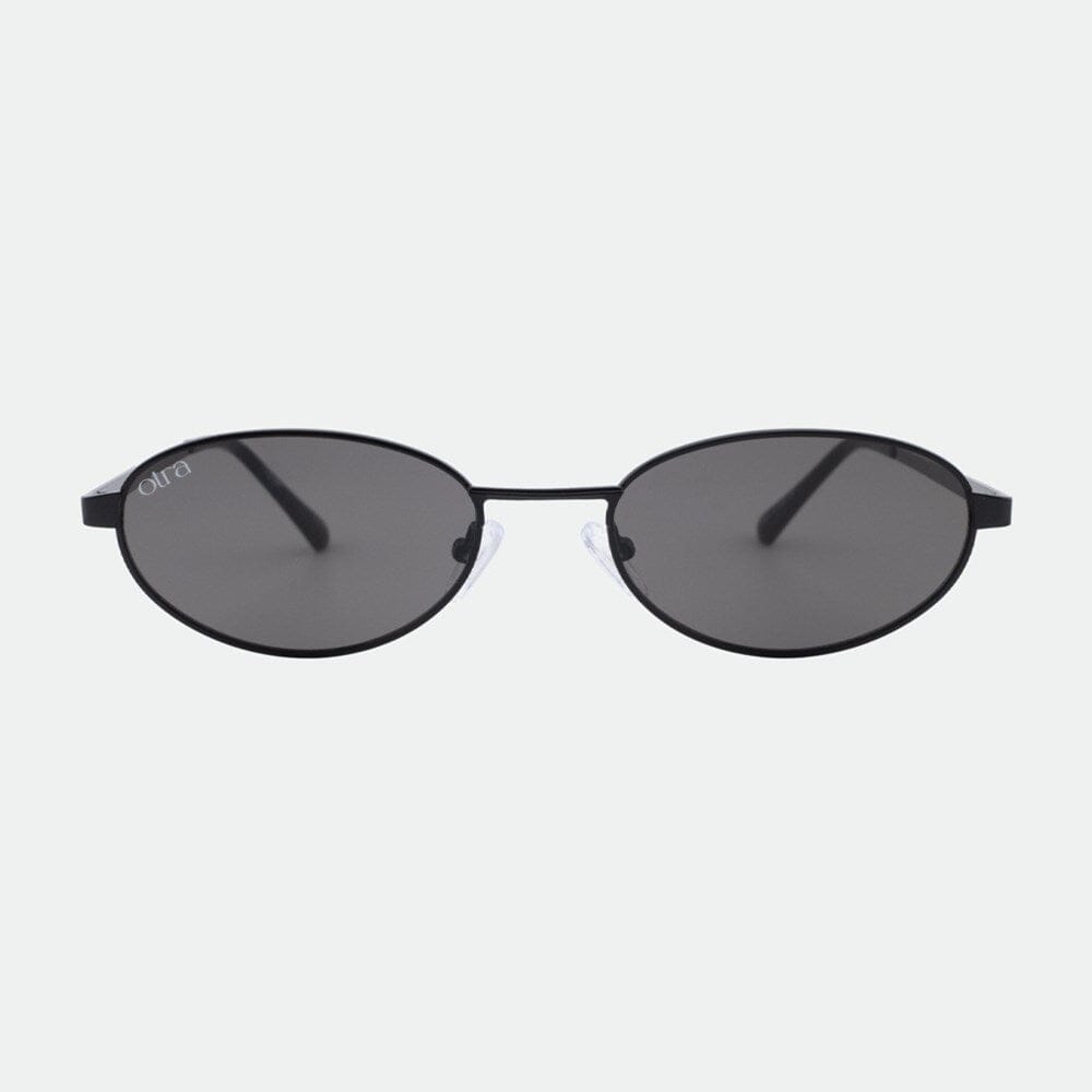 Otra Rosie Sunglasses Black / Smoke