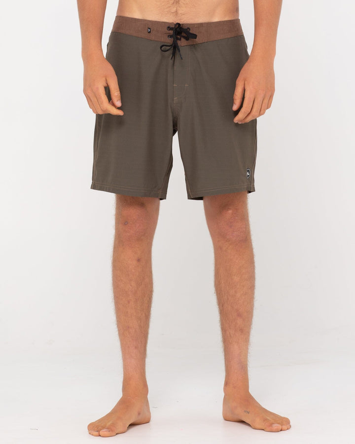 Rusty Dynamite Boardshorts Shadow Army / Earth 33
