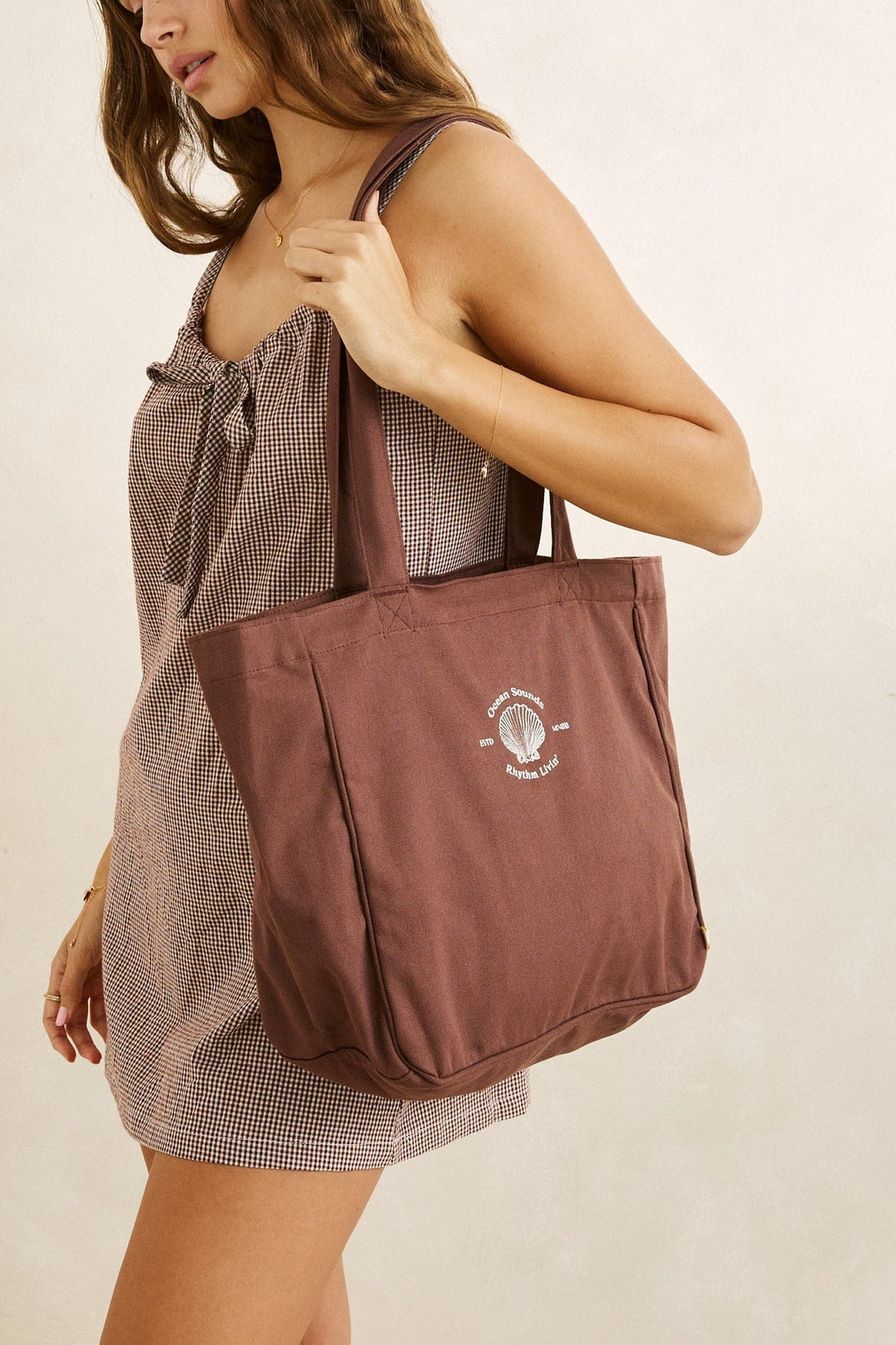 Rhythm Sandy Zip Tote Bag