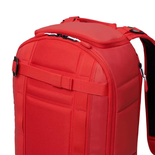 D_b_ THE BACKPACK RED