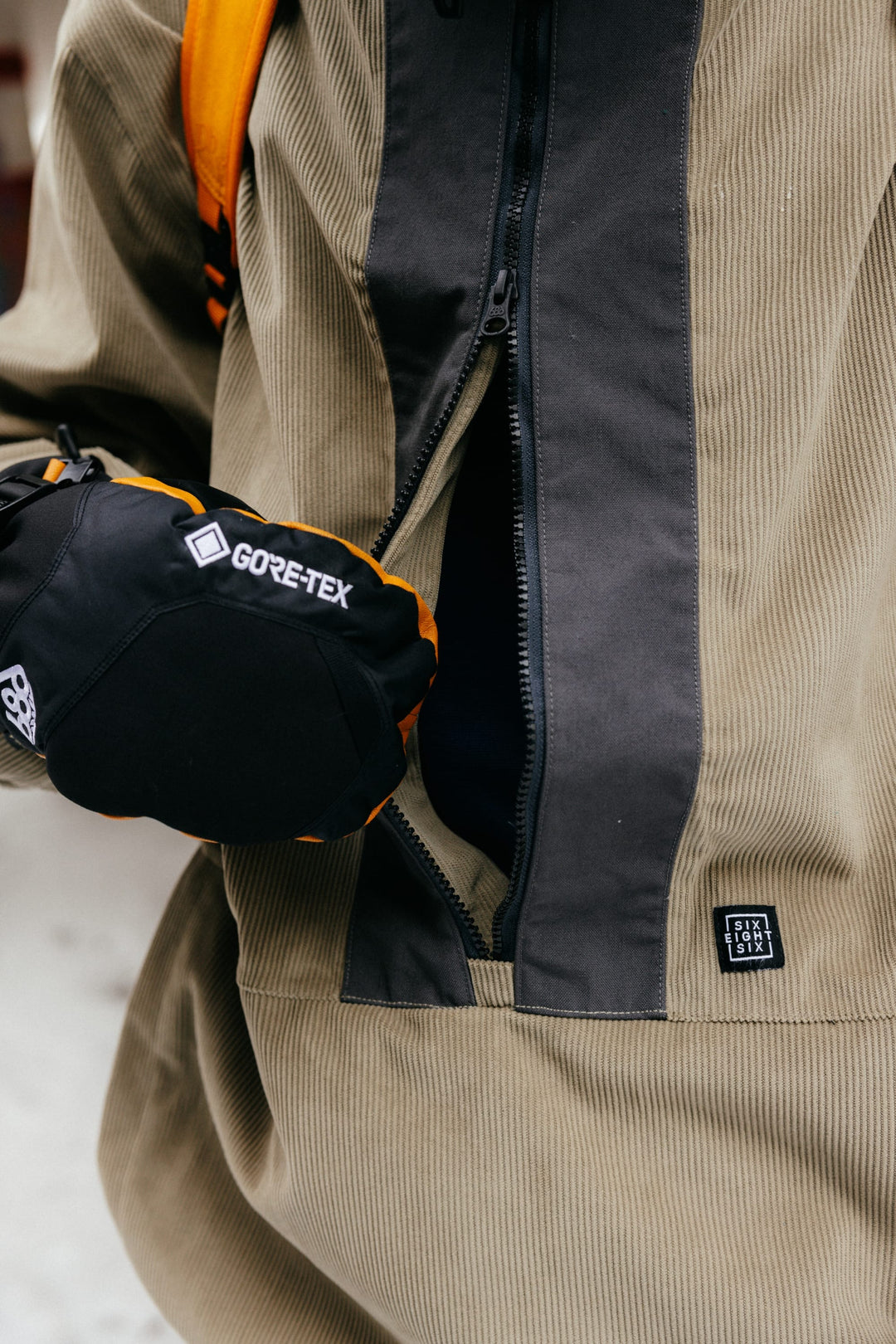 686 Ghost 2.5L Anorak 