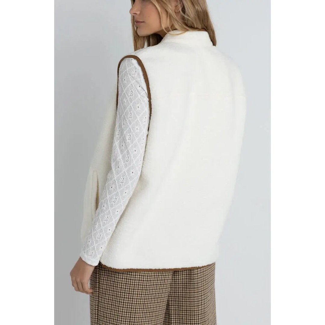 Rhythm Aria Sherpa Vest 
