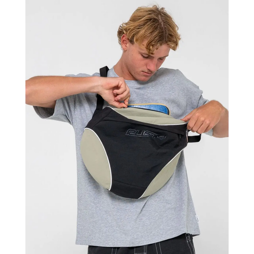 Rusty Trisector Sling Bag 