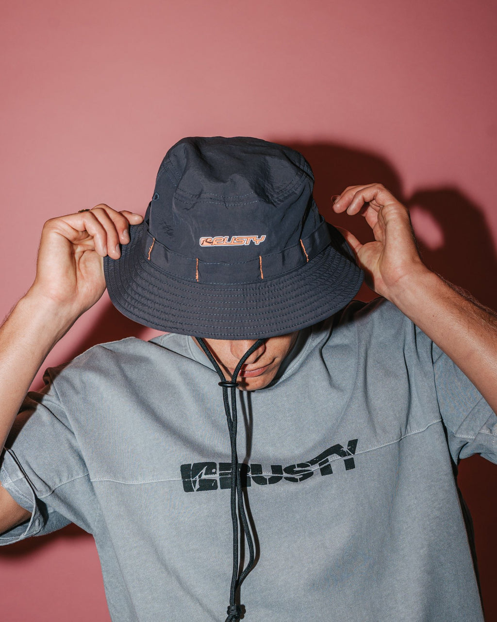 Rusty Stringer Bucket Hat