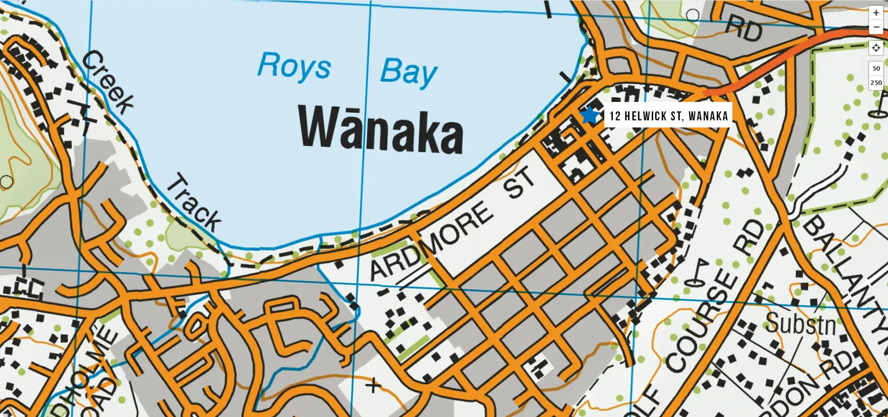 Map of Wānaka with streets and geographical features labeled
