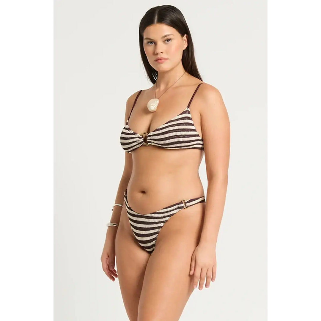 Bond-Eye Ring Scene Lissio Crop Bikini 