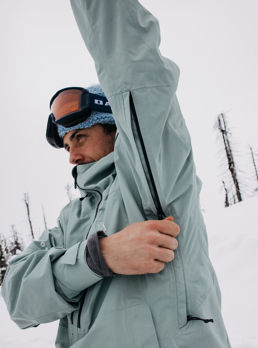 Burton AK Velocity GORE-TEX Anorak 