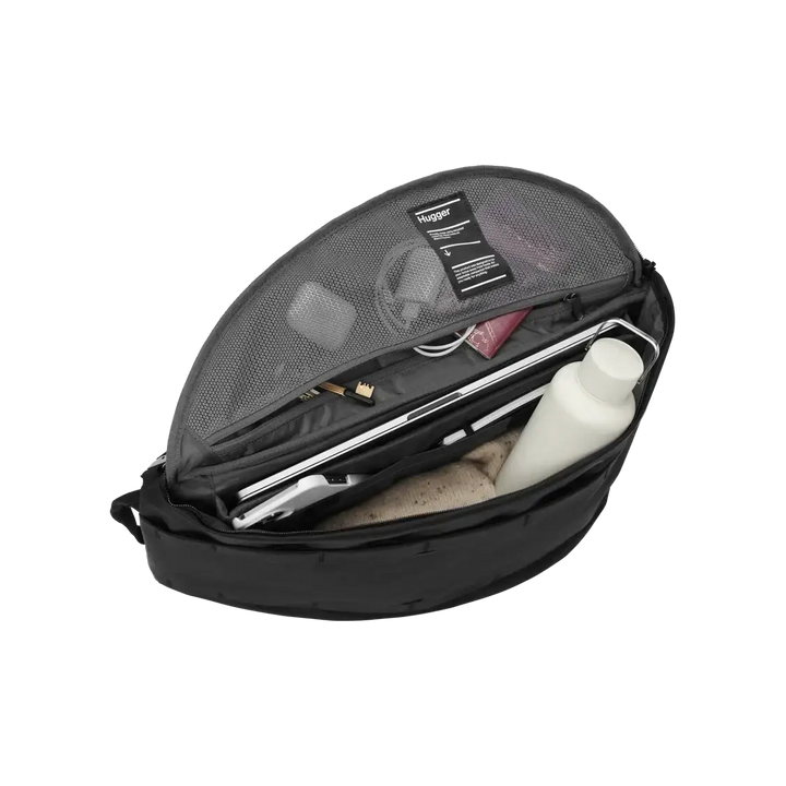 D_b_ Hugger Base 15L Backpack 