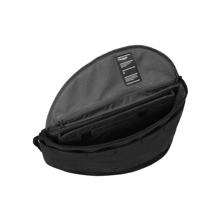 D_b_ Hugger Base 15L Backpack 