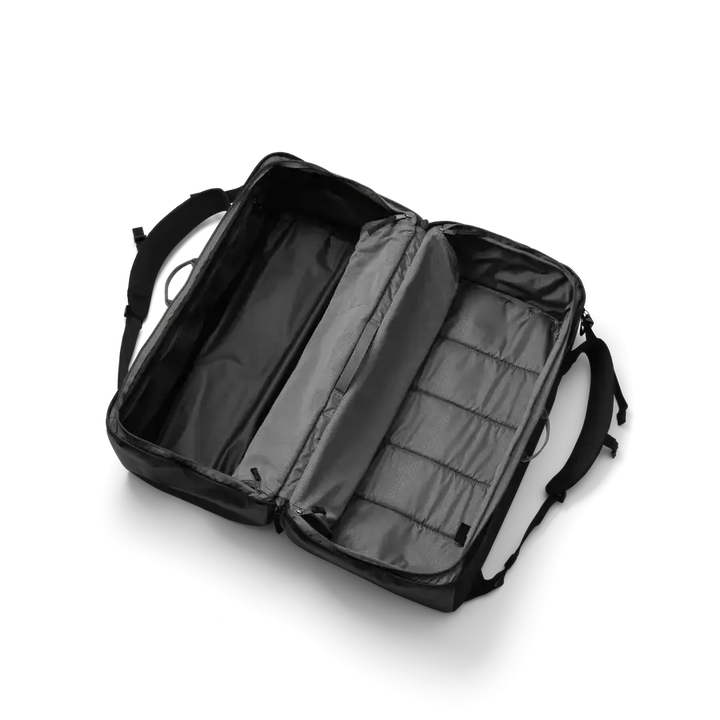 D_b_ Roamer Split Duffel 90L 