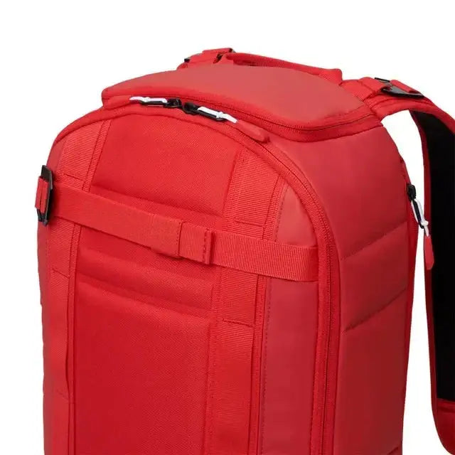 D_b_ THE BACKPACK RED 