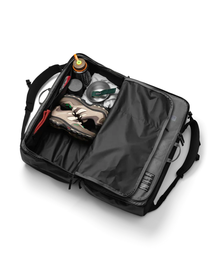 D_b_ Roamer Split Duffel 90L 