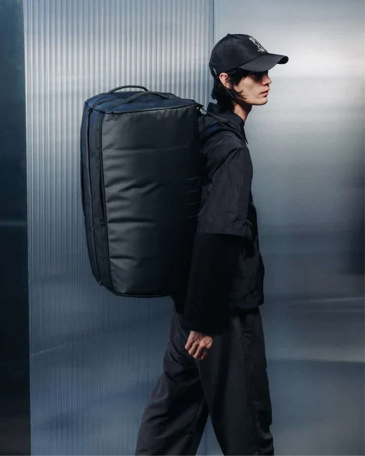 D_b_ Roamer Split Duffel 90L 