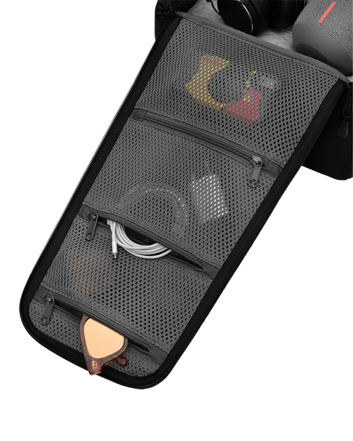 D_b_ Strom 20L Backpack 