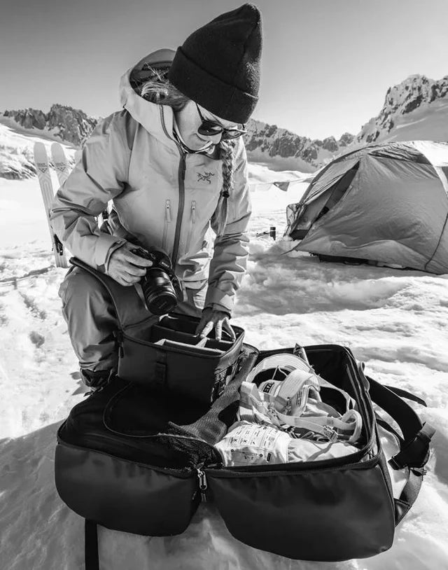 D_b_ Roamer Pro Split Duffel 50L