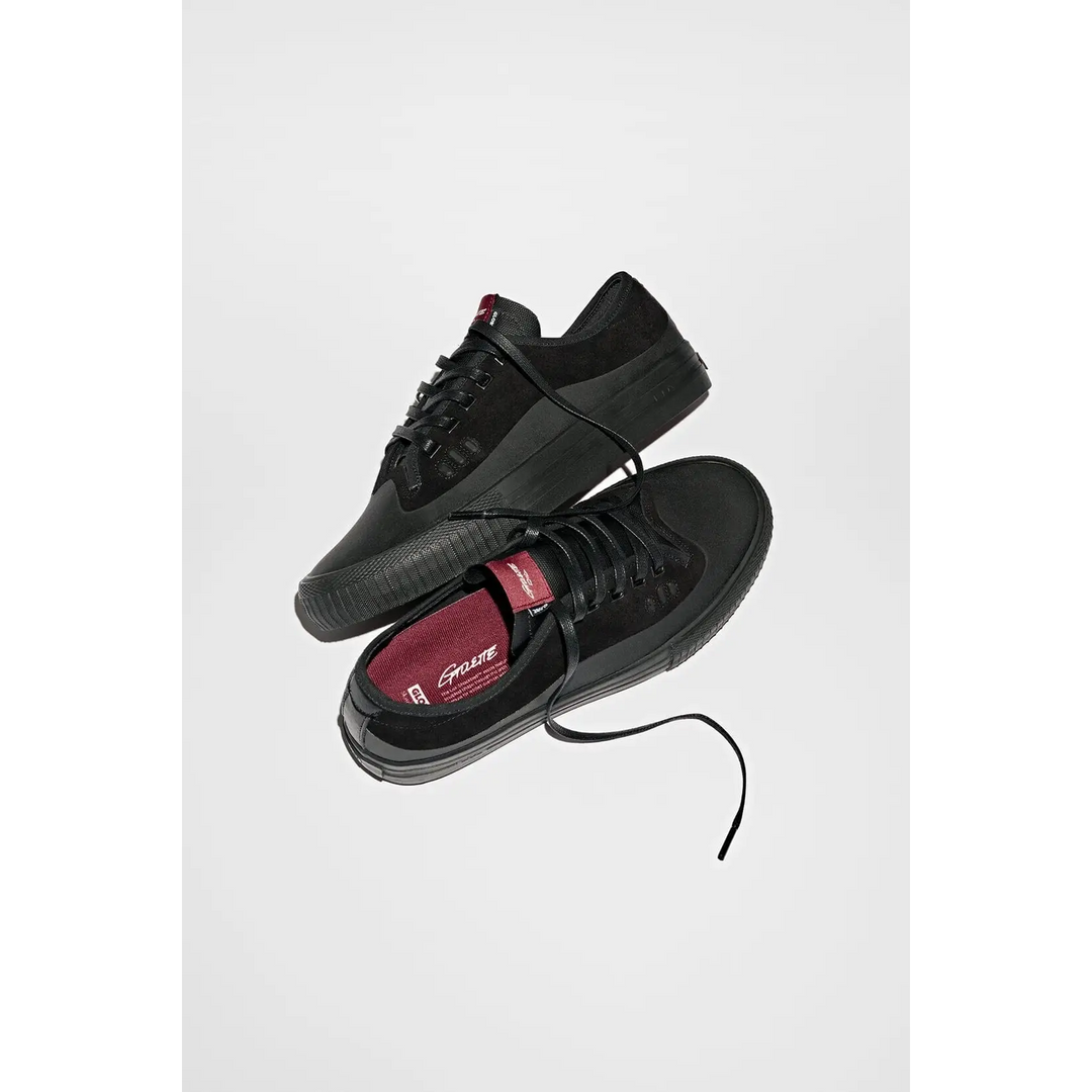 Globe Gillette Black / Black Suede 8 