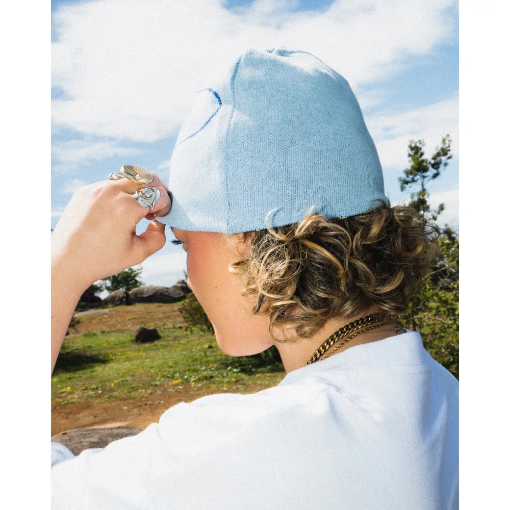 ICHPIG Pulse Reversible Skully Beanie - Sky / Black