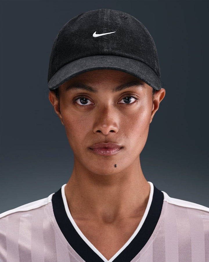 Nike Club Unstructured Denim Cap - Black / White 