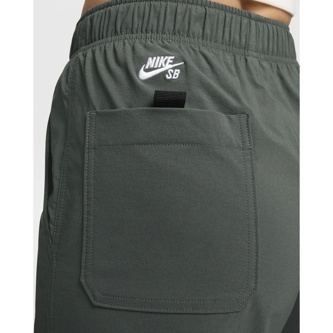 Nike SB Dri-Fit Kearny Cargo Pants 