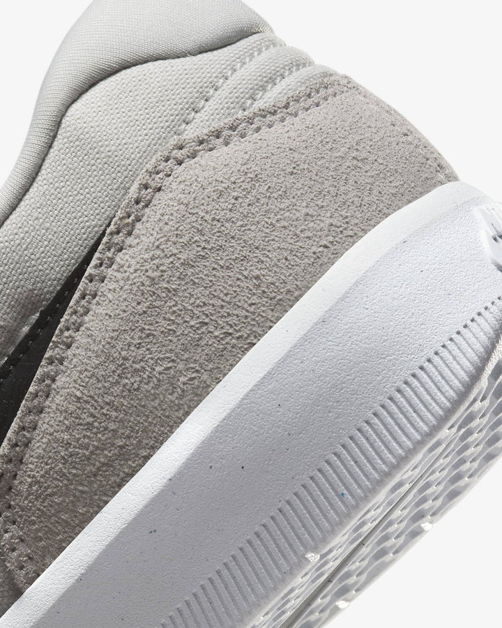 Nike SB Force 58 - Photon Dust / Black 