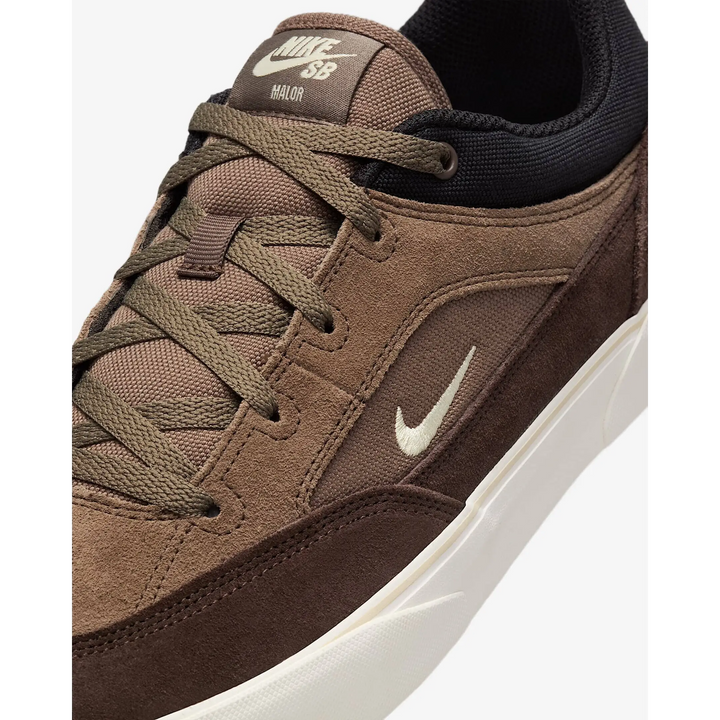 Nike SB Malor Ironstone / Light Khaki / Baroque Brown 