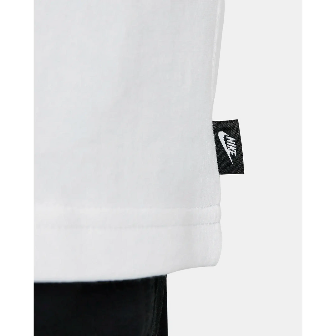 Nike Sportswear Premium Essentials Sustainable T-Shirt 