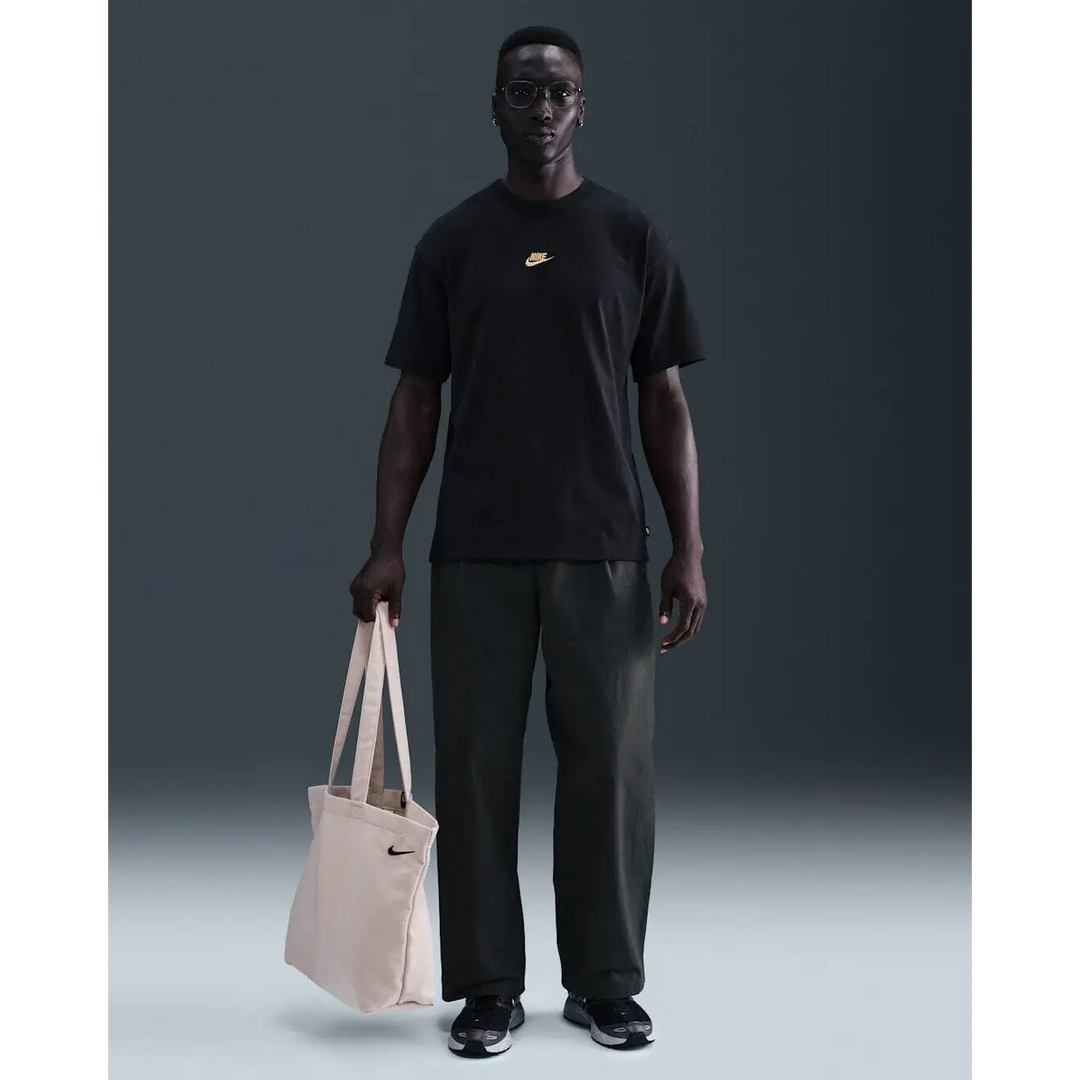 Nike Sportswear Premium Essentials Sustainable T-Shirt 