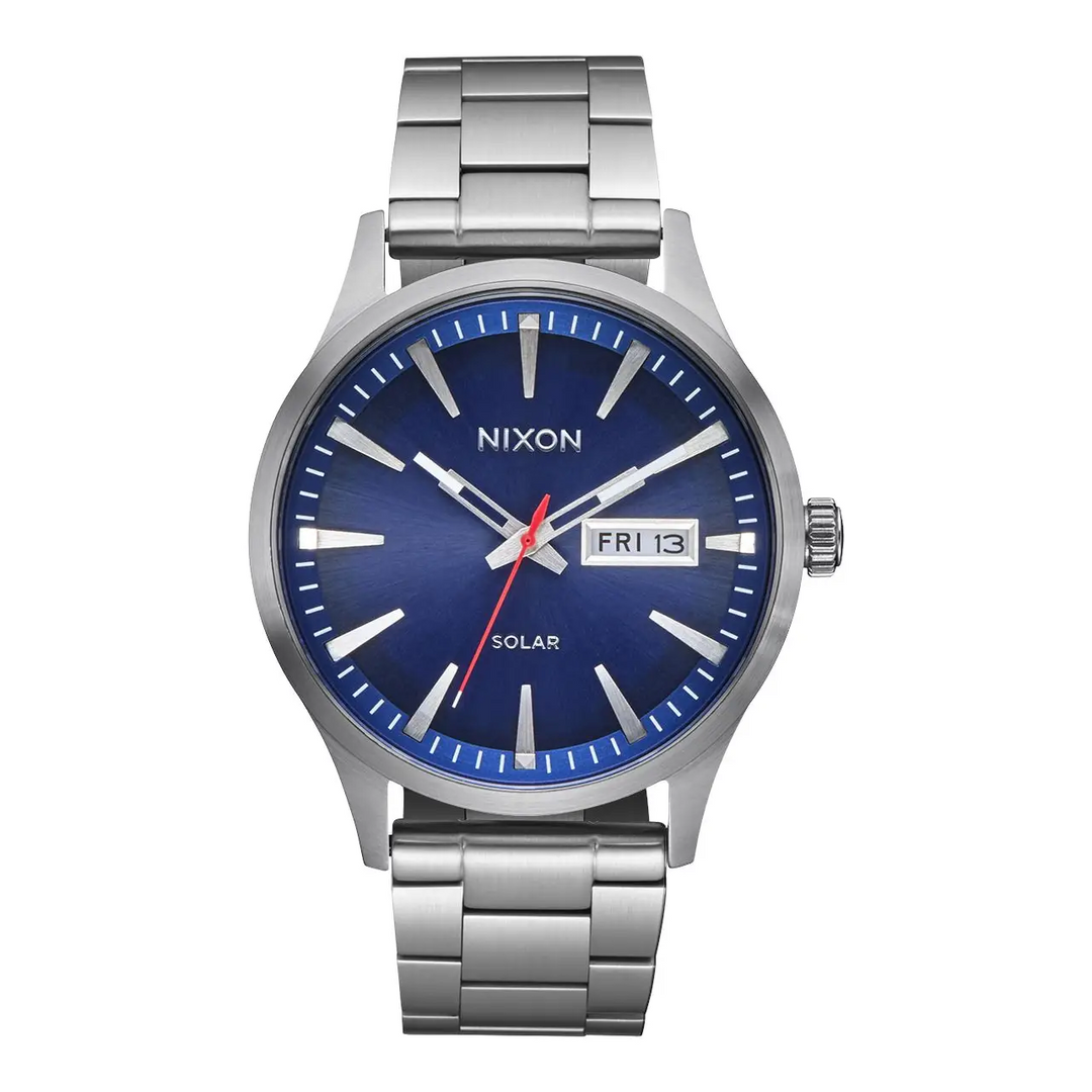 Nixon Sentry Solar Stainless Steel Watch Navy Sunray / Silver 