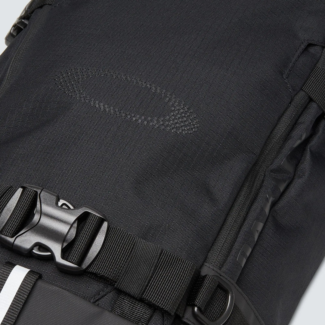 Oakley Peak RC 25L Backpack 