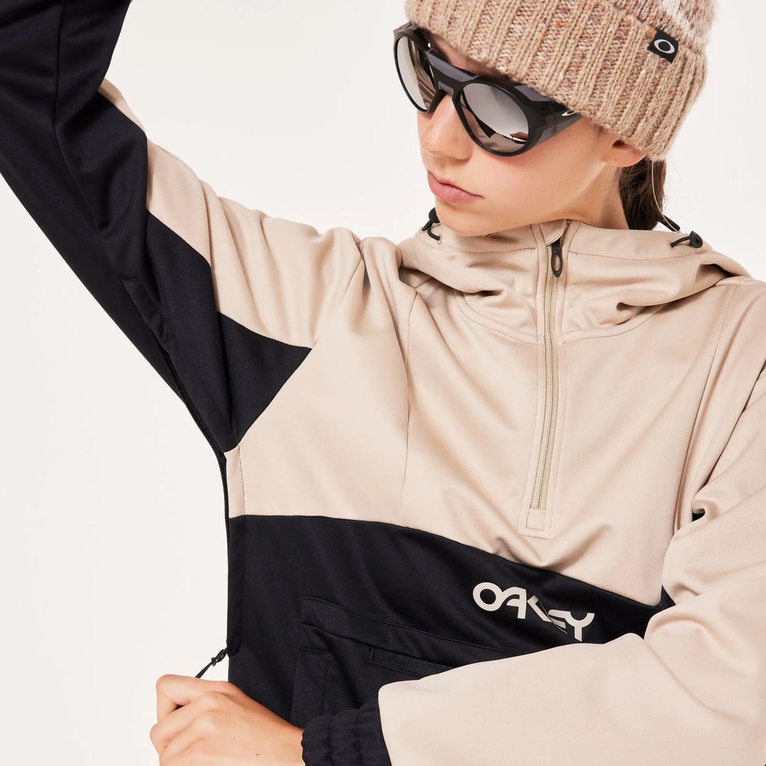 Oakley Womens TNP Nose Grab Softshell Hoodie 2025 