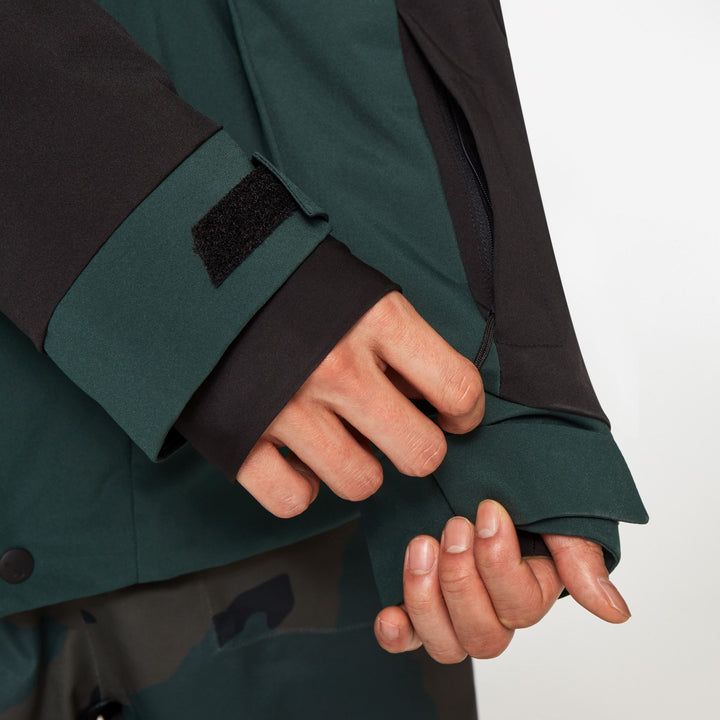 Oakley TNP TBT Insulated Jacket 