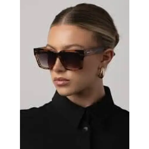 Otra Alba Sunglasses 