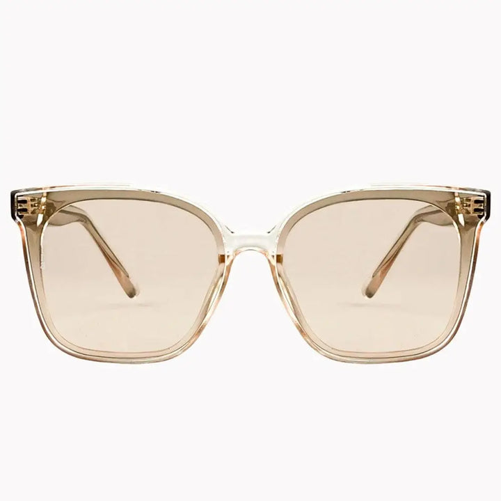 Otra Betty Sunglasses Tort / Smoke 