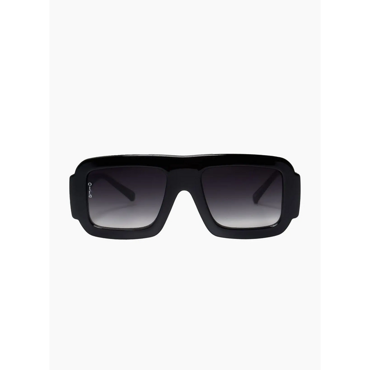 Otra Bria Sunglasses Black / Smoke Fade 