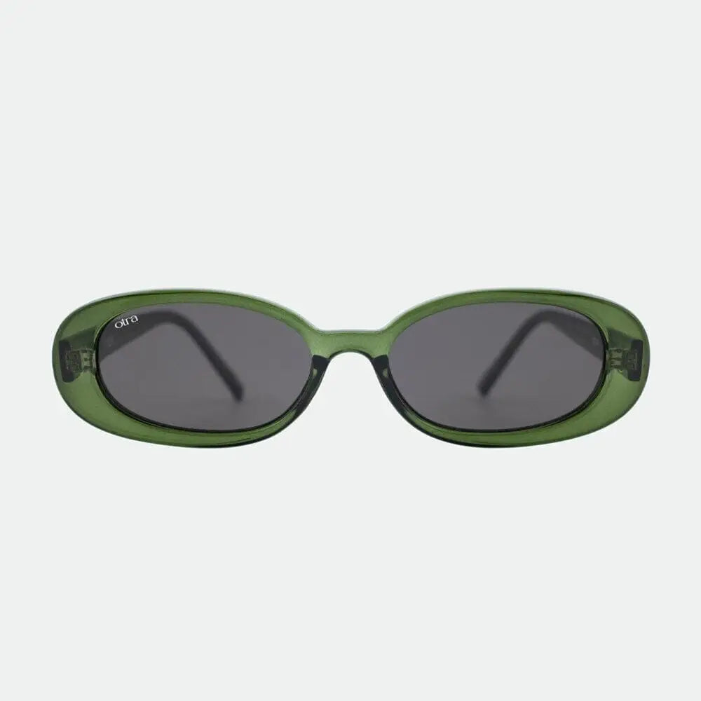 Otra Gina Sunglasses Matcha / Smoke 