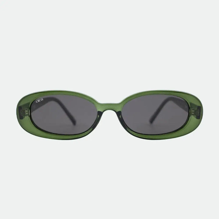 Otra Gina Sunglasses Matcha / Smoke 