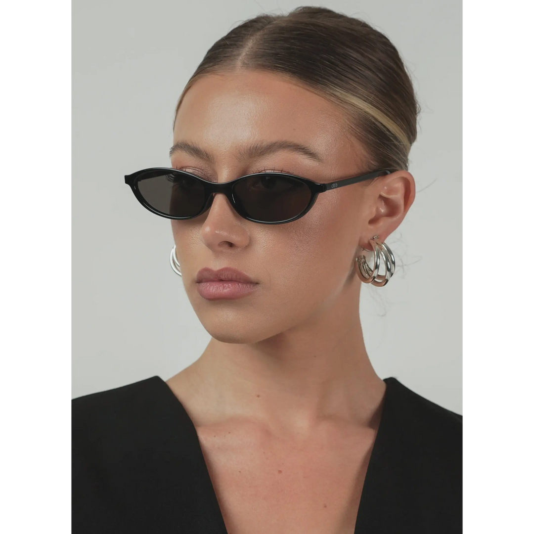 Otra Hazel Sunglasses 