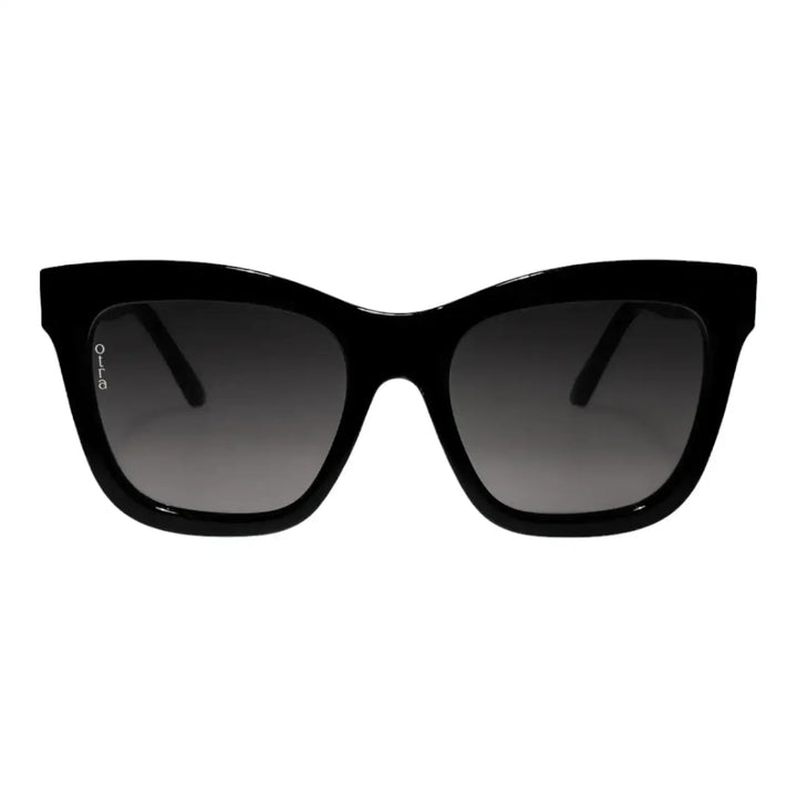 Otra Irma Sunglasses - Black / Smoke