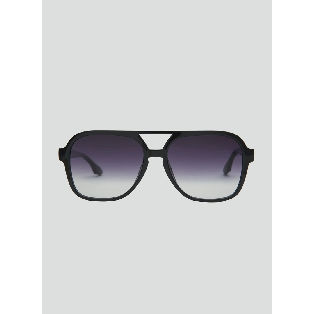 Otra Kori Sunglasses Black / Smoke Fade 