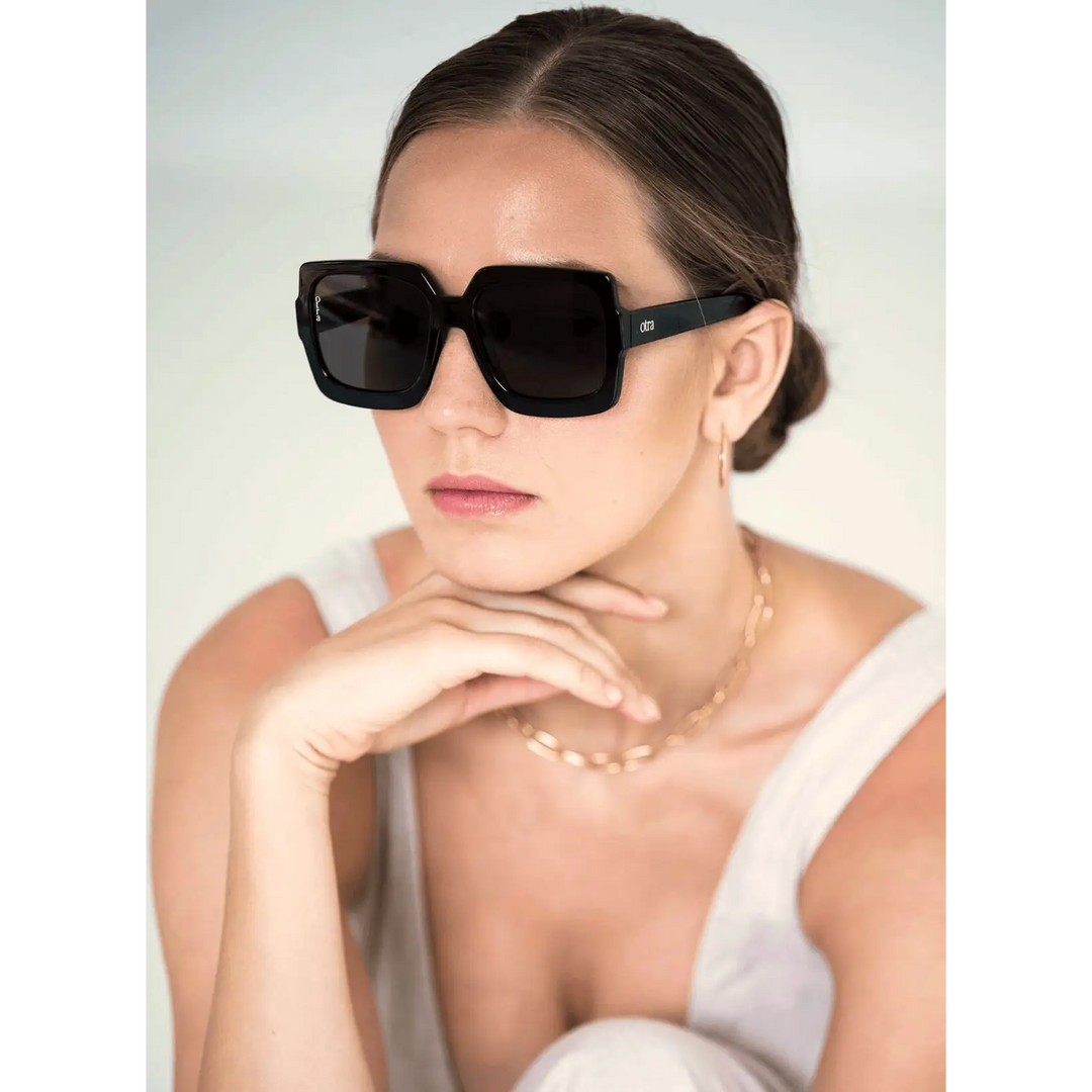 Otra Luna Sunglasses 